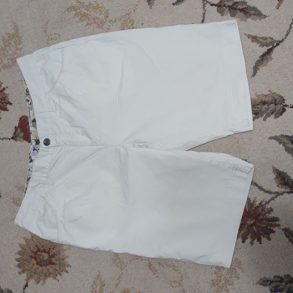 Columbia shorts, sz 12, EUC.